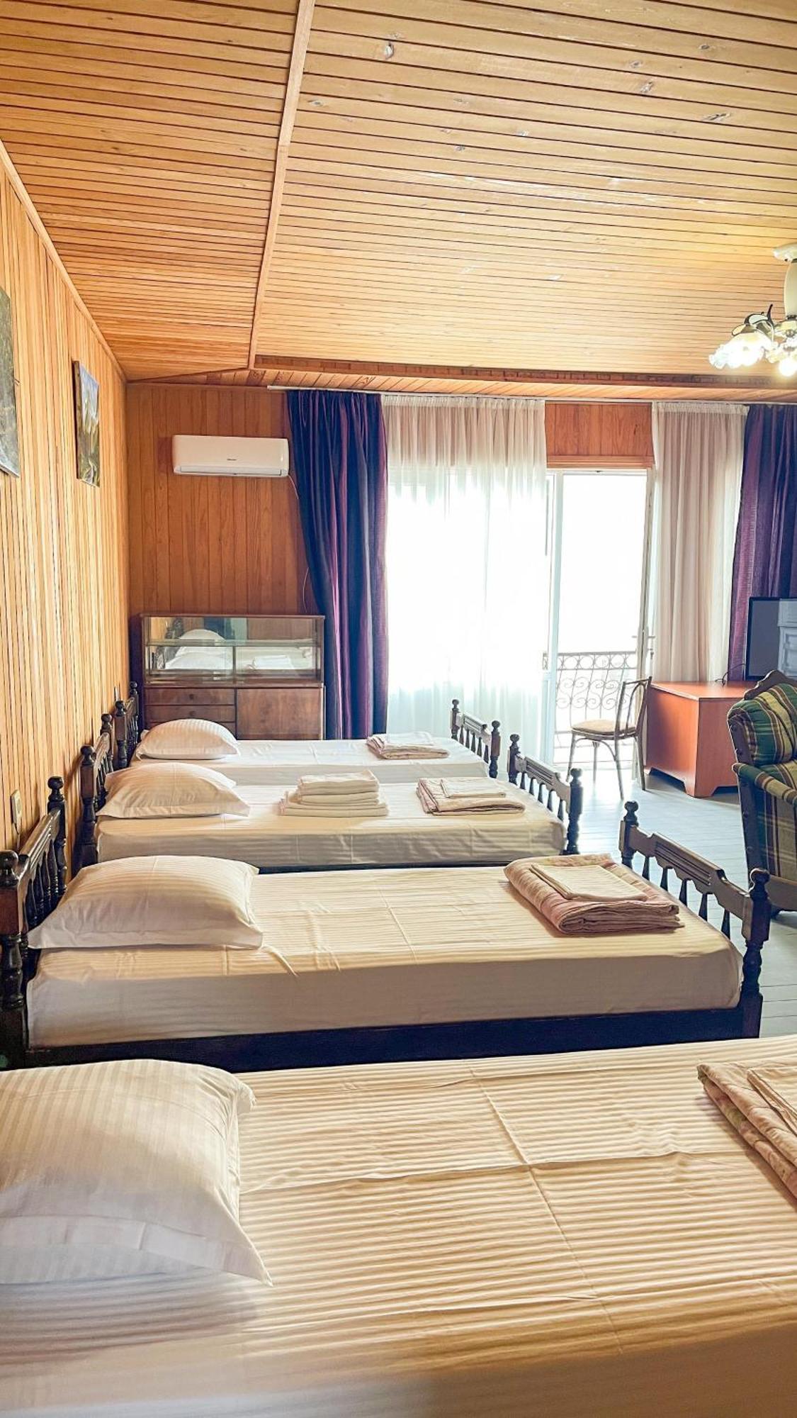 Guesthouse On Agmashenebeli 328 Kobuleti Eksteriør billede